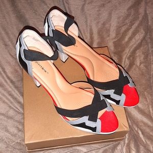 Like new, color block, leather heels